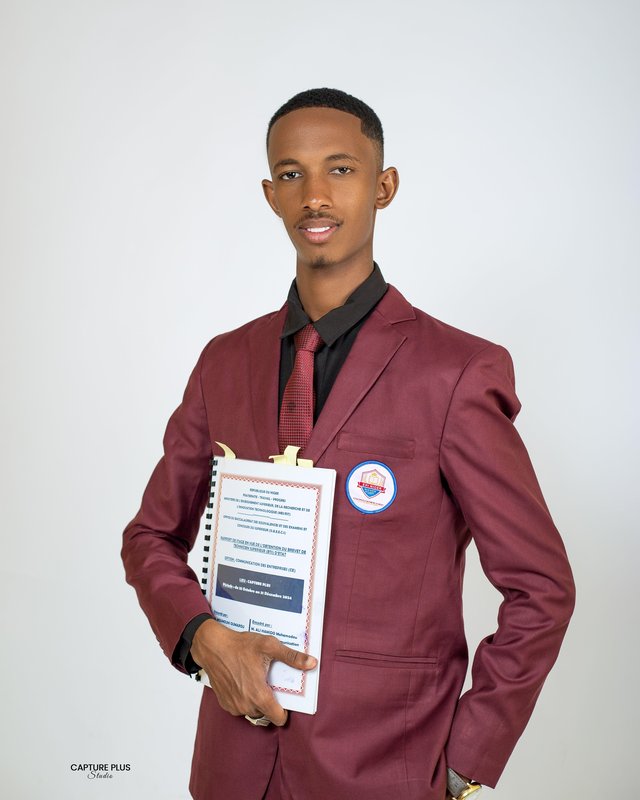 Étudiante d'EPI Niger souriante